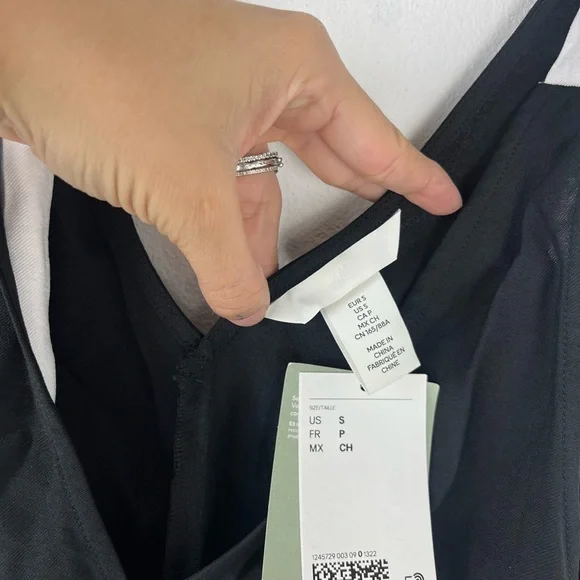 Black Dress with White Bow Straps - Picture 5 of 9